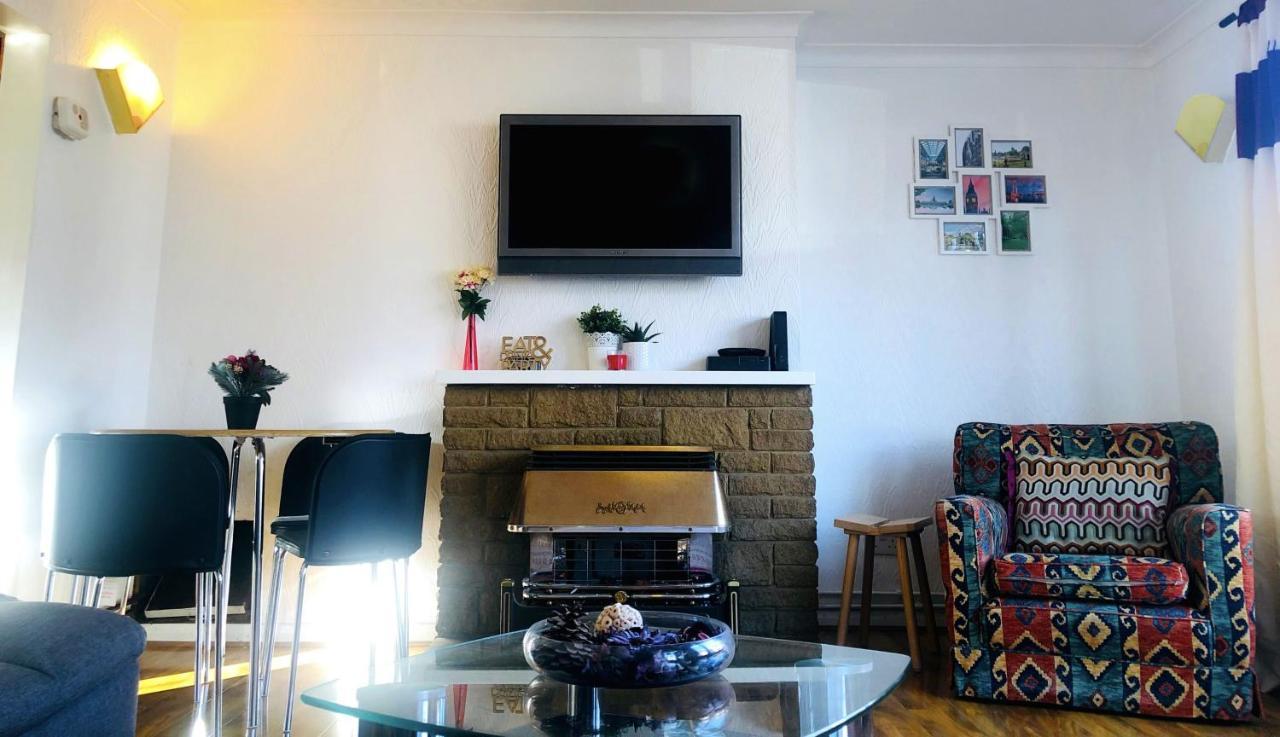 33Sm Dreams Unlimited Serviced Accommodation- Staines - Heathrow Stanwell Εξωτερικό φωτογραφία