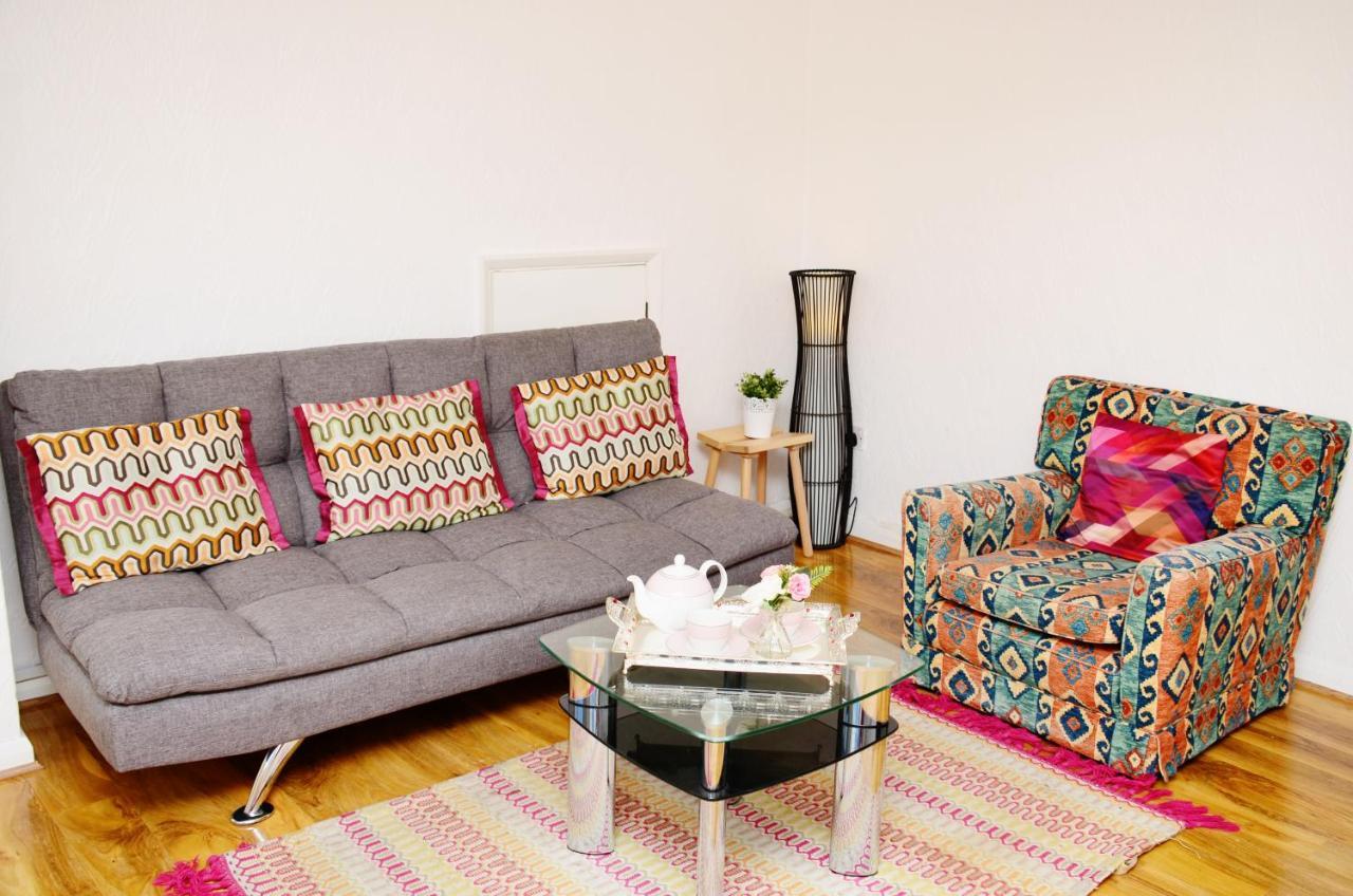 33Sm Dreams Unlimited Serviced Accommodation- Staines - Heathrow Stanwell Εξωτερικό φωτογραφία