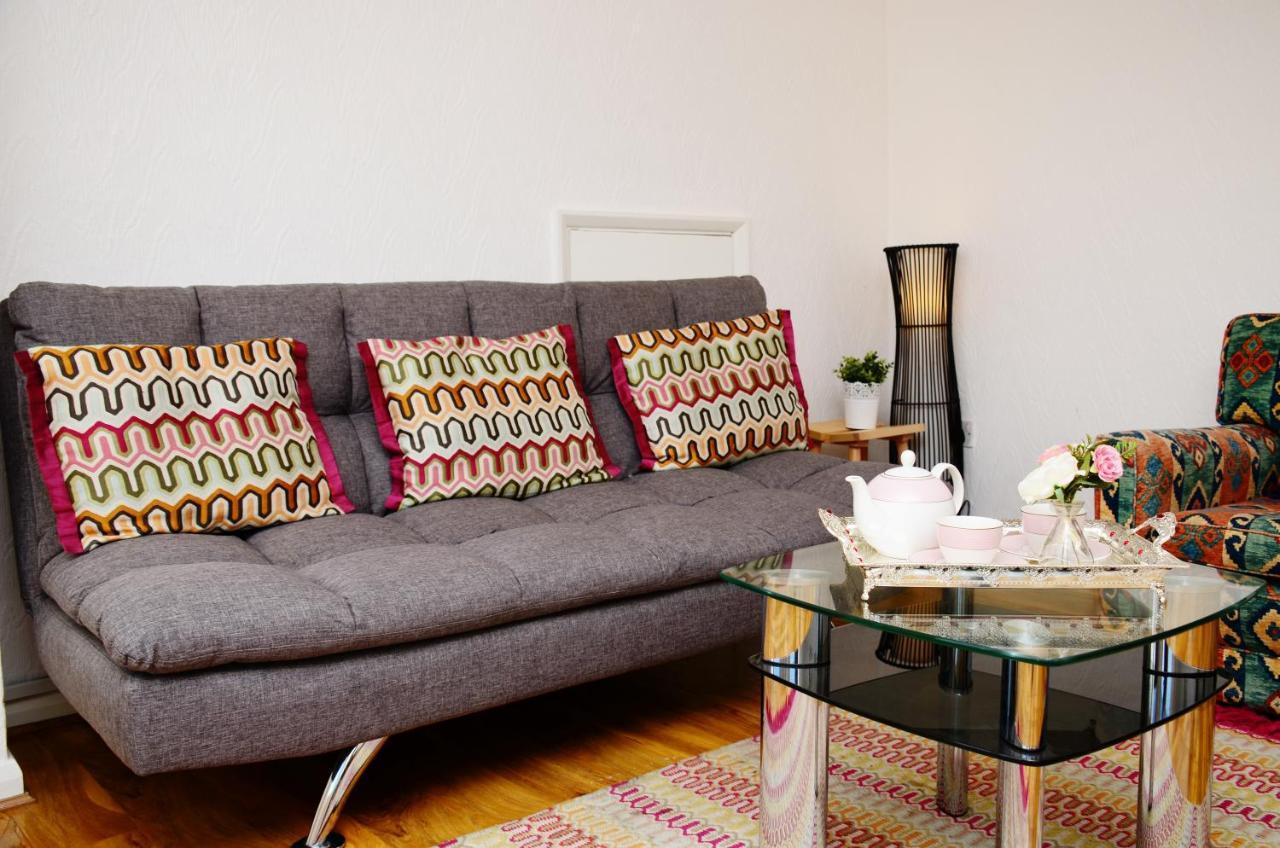 33Sm Dreams Unlimited Serviced Accommodation- Staines - Heathrow Stanwell Εξωτερικό φωτογραφία