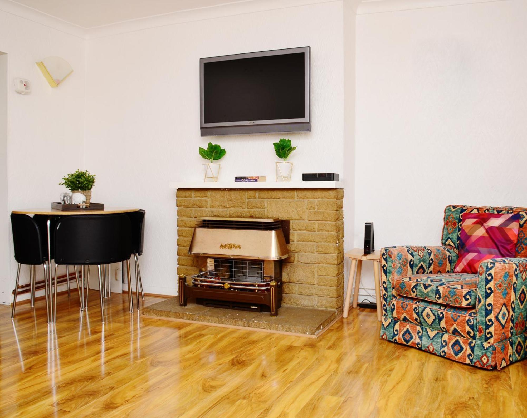 33Sm Dreams Unlimited Serviced Accommodation- Staines - Heathrow Stanwell Εξωτερικό φωτογραφία